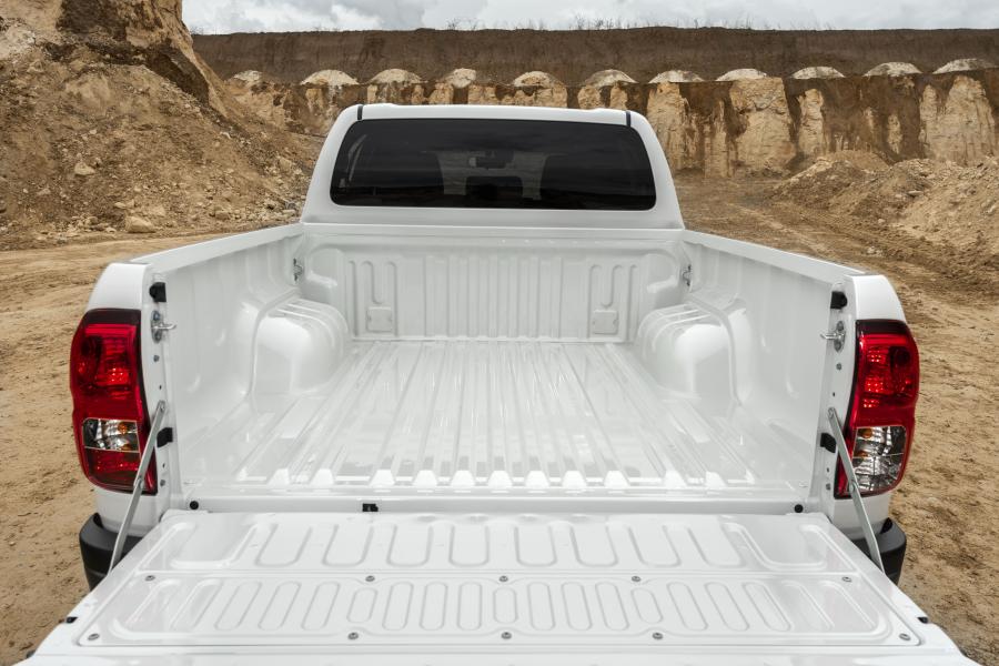 Багажник Toyota Hilux Special Edition Double Cab 2019 года  (EU) (фото 13 из 40)